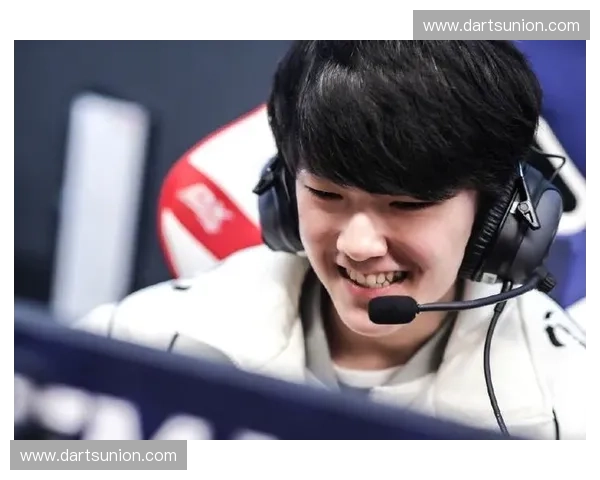 电二LOL战队崛起之路探索：从草根到电竞强队的成长历程